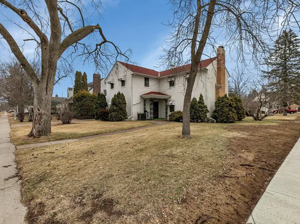 302 3rd St NE, Little Falls, MN 56345