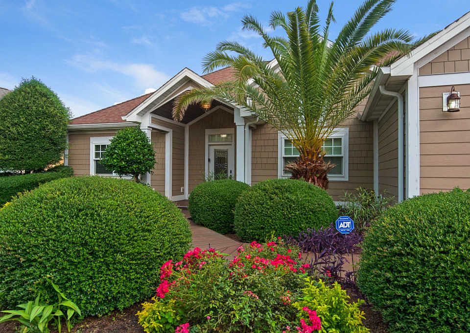 1st image of 51 Emerald Haven Dr