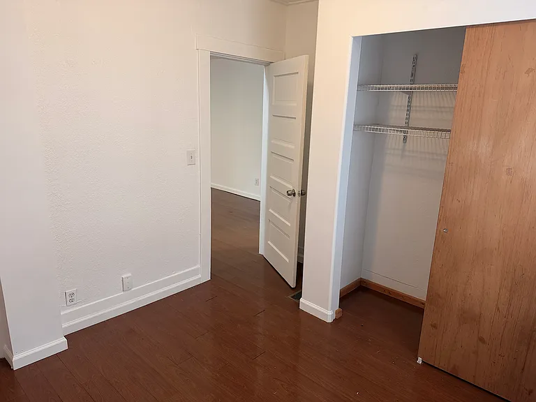 4245 S Raymond St — Photo 12