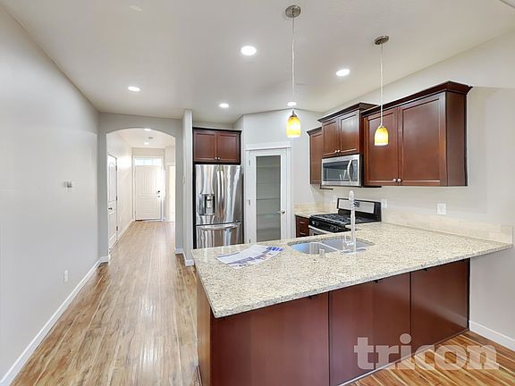 5th image of 5017 NE 29th Ave