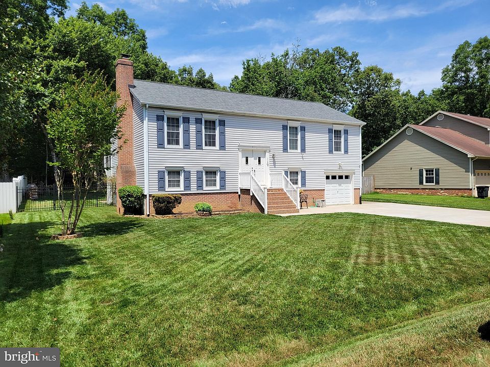 1st image of 11308 Yorkshire Ct