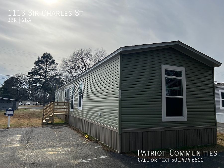 1st image of 1113 Sir Charles St