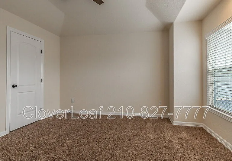 6126 Lowrie — Photo 39