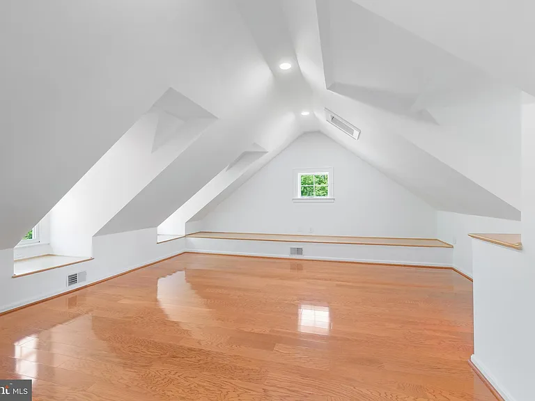 4400 Ridge St — Photo 22