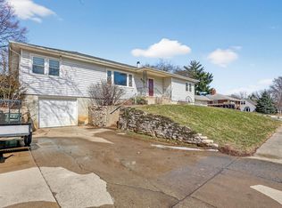801 W 14th St, Cedar Falls, IA 50613