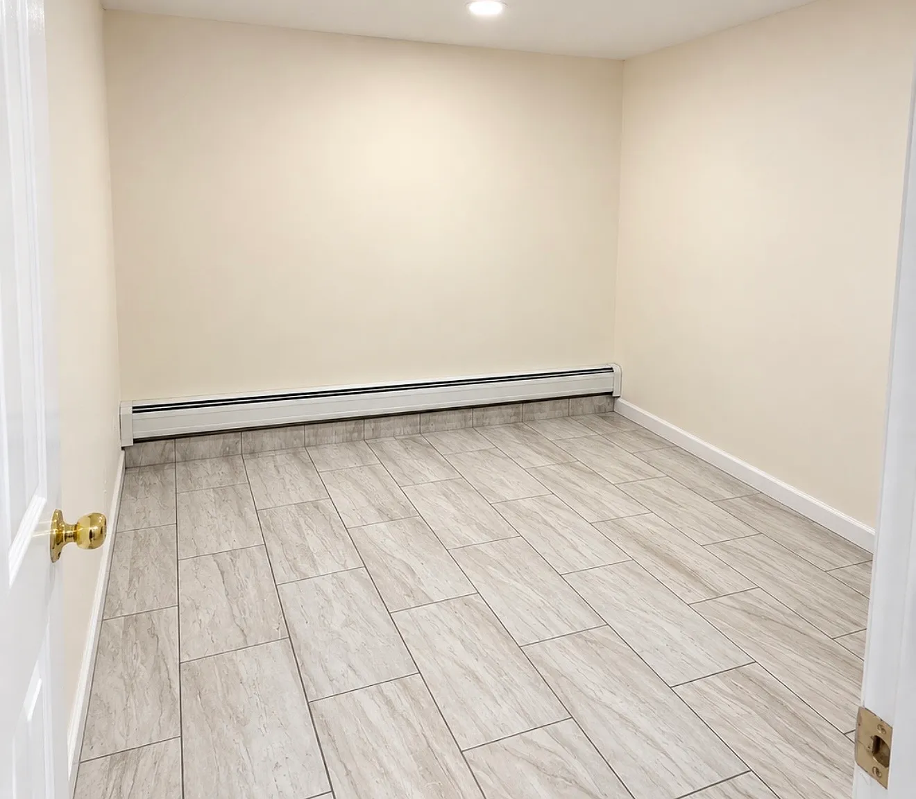 3 bed, $3,000 — Photo 4