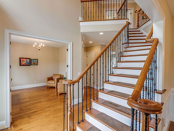 5th image of 150 Edenton Estates Dr