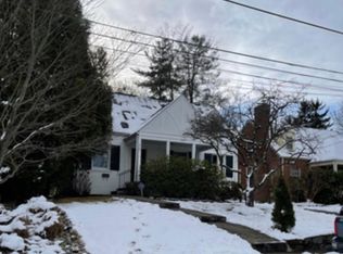 5121 Saratoga Ave, Bethesda, MD 20816