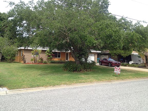 4th image of 5752 Bayshore Dr