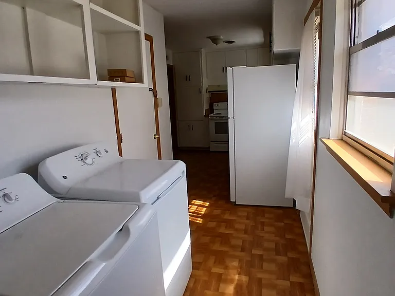 702 Hardin Dr — Photo 6
