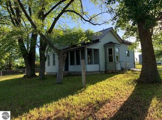 8449 Summit City Rd, Kingsley, MI 49649