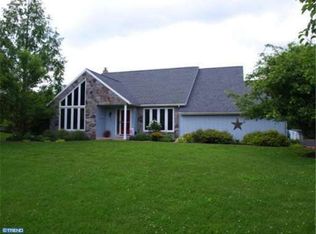 370 Wartman Rd, Collegeville, PA 19426