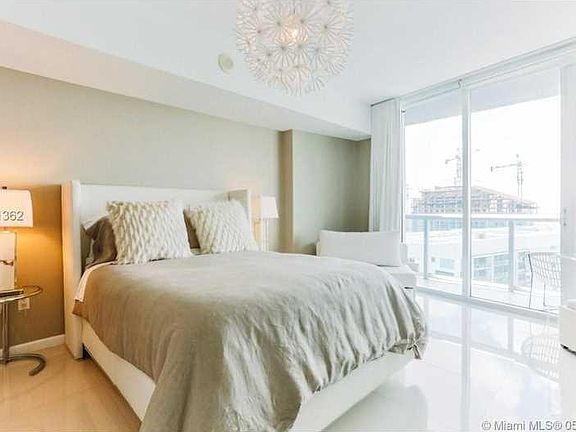 5th image of 485 Brickell Ave APT 4407