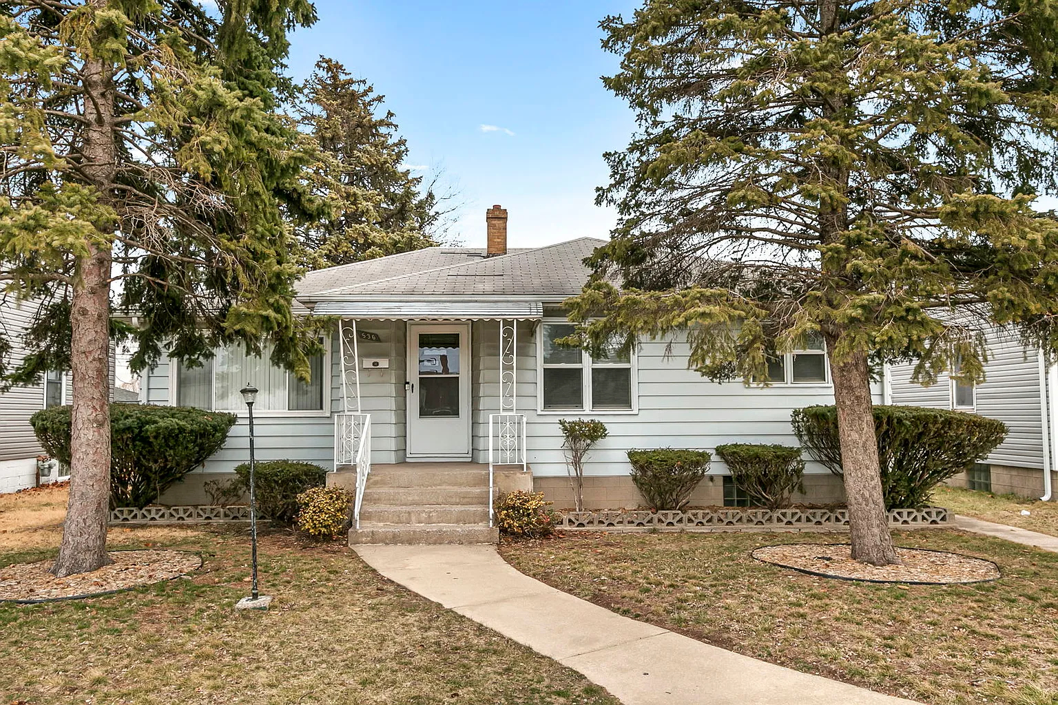536 156th Pl photo 1