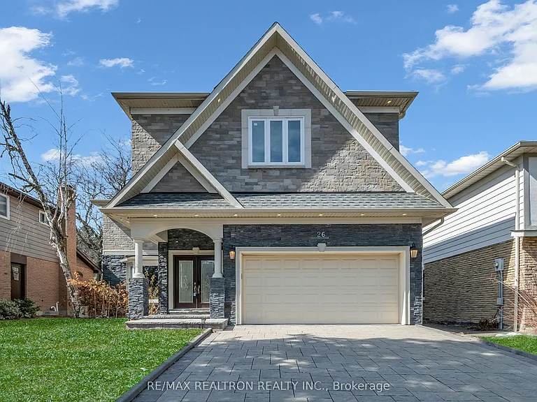 26 Liebeck Cres — Photo 2