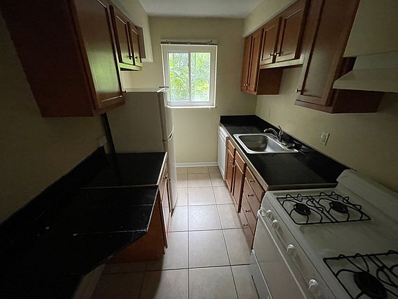 4th image of 5800 Stanton Ave APT 103