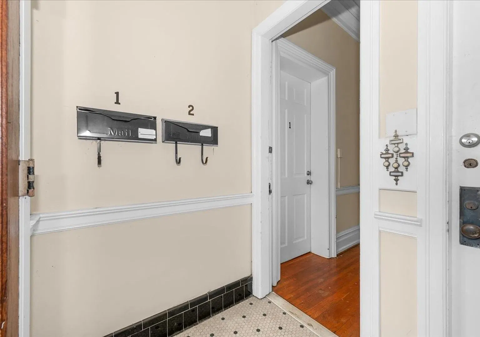 457 North Potomac Street — Photo 3
