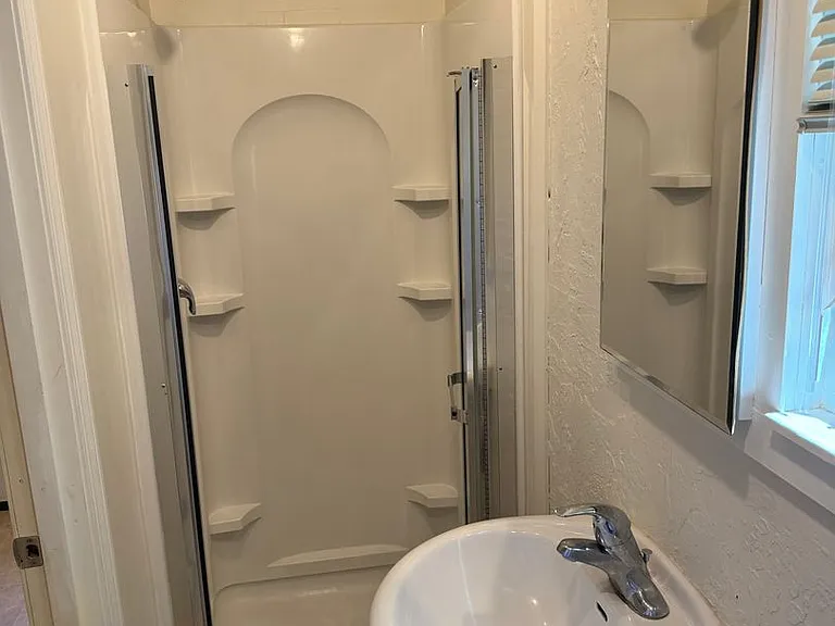 740 W 23rd Ave — Photo 24