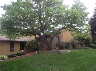 3090 Beechtree Ln, Flushing, MI 48433