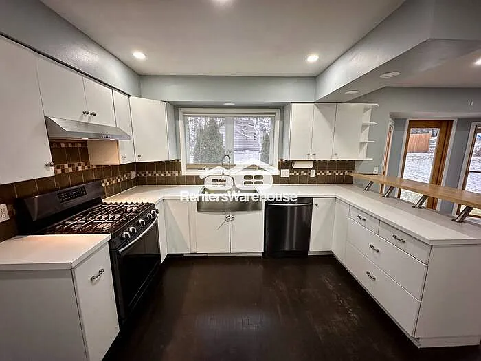 13808 Frontier Ln — Photo 6