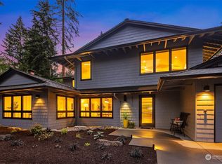 8510 SE 82nd St, Mercer Island, WA 98040