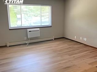 1820 Grove St #11237471, Oshkosh, WI 54901