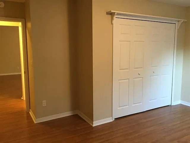 245 Johns Glen Dr — Photo 20