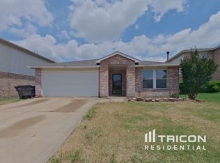 8769 Garden Springs Dr, Fort Worth, TX 76123