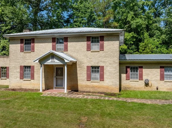6806 Lon Hyche Rd, Northport, AL 35473