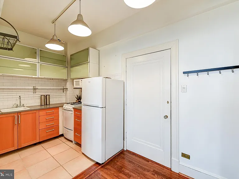 1661 Crescent Pl NW #504 — Photo 18