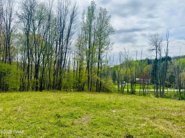 Owego Tpke, Honesdale, PA 18431