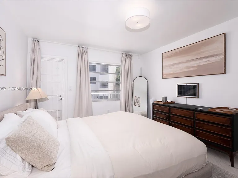 525 Meridian Ave #203 — Photo 18