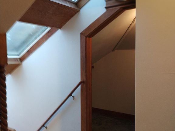 3rd image of 504 S Ainsworth Ave #B