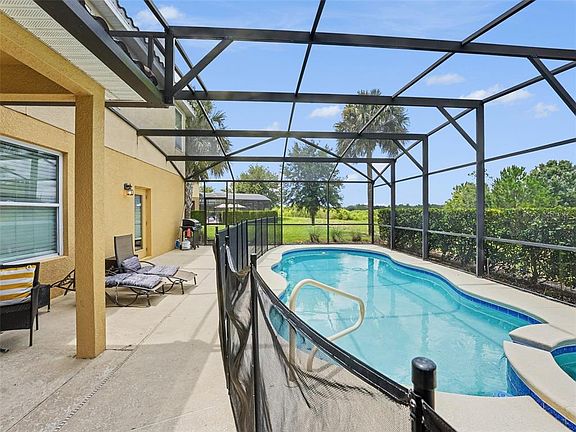 2nd image of 4127 OAK TREE DRIVE
