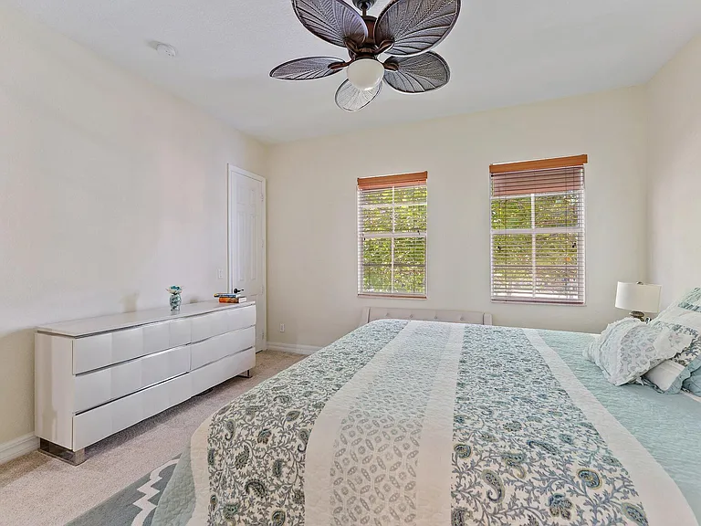 150 Lismore Ln — Photo 21
