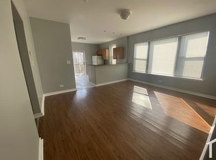 7700 S Saginaw Ave, Chicago, IL 60649