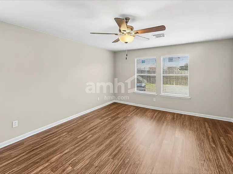 29435 Legends Glen Dr — Photo 9