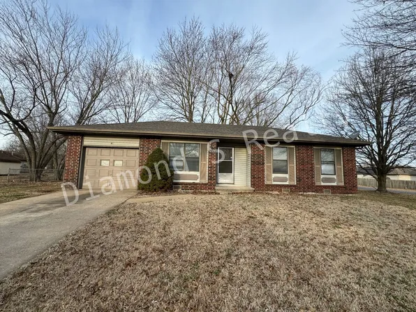 101 S Basswood Ave, Republic, MO 65738
