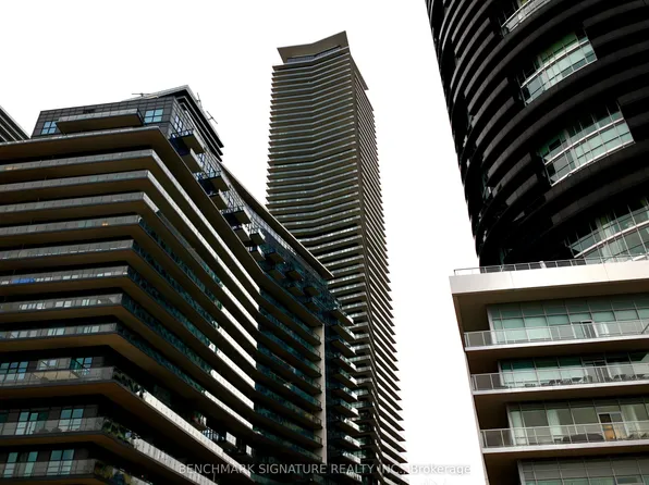 38 Annie Craig Dr, Toronto, ON