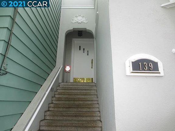 3rd image of 139 Noriega St