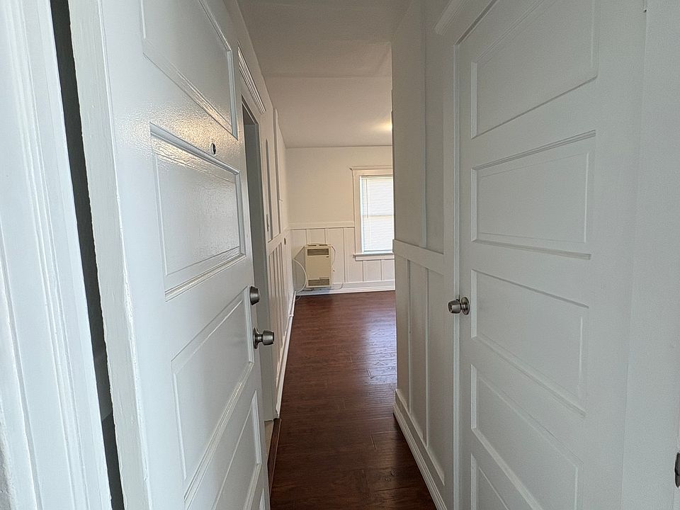 1st image of 128 22nd St APT 6