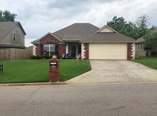 321 Skagway Ln, Barling, AR 72923