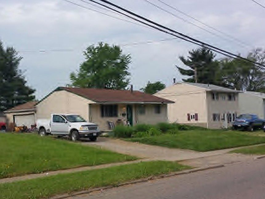 2nd image of 3110 30th St NE