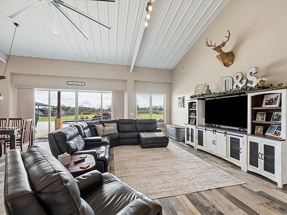 5th image of 2224 Maler Rd