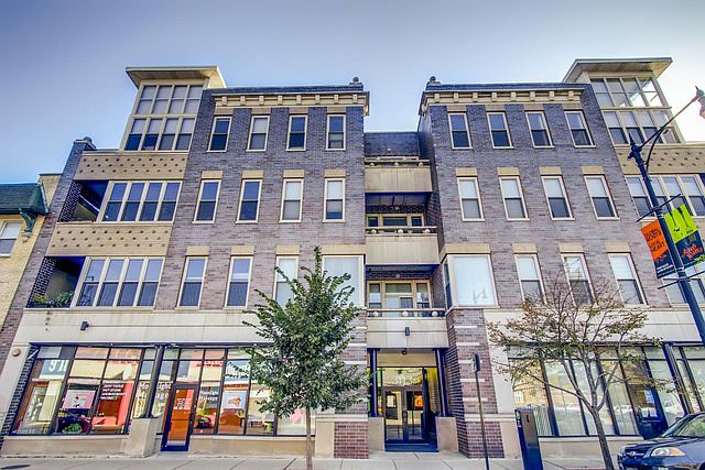 1st image of 3111 W Lawrence Ave #A302