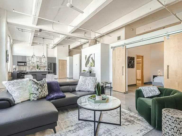 700 Washington Ave N #410 — Photo 3