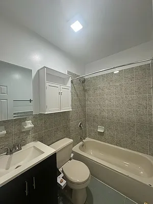 Rented by Pear NYC LLC | media 28