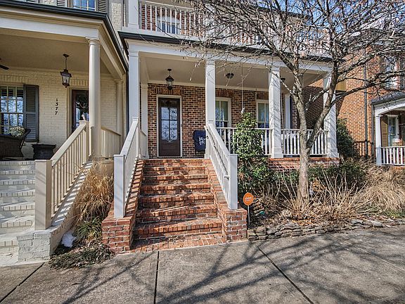 5th image of 1375 Eliot Rd