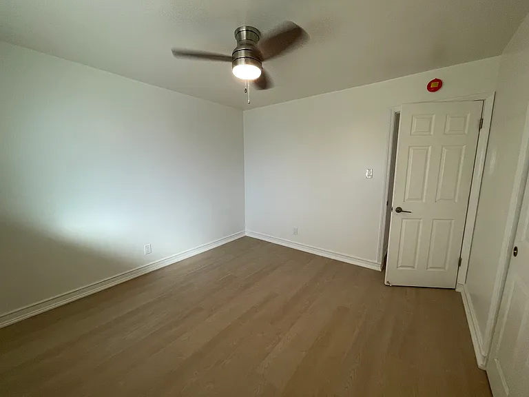 115 Catherine Ln #B — Photo 6