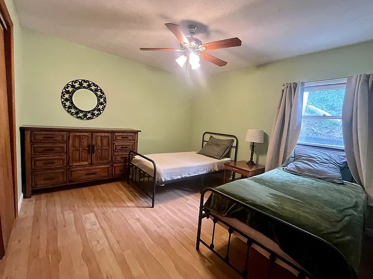 Unity Dr — Photo 21